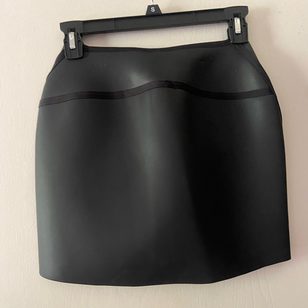 Skims skirt
